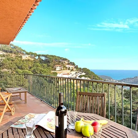 Villa Sleeps 10