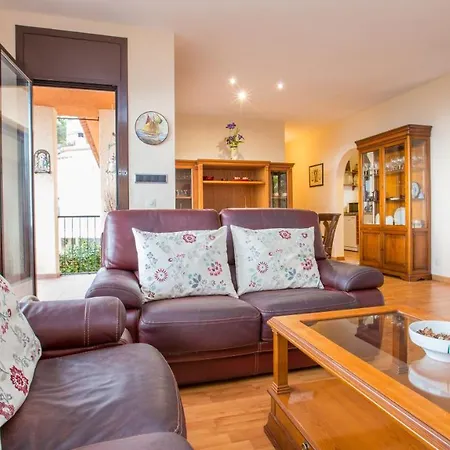 Villa Sleeps 10 Lloret de Mar